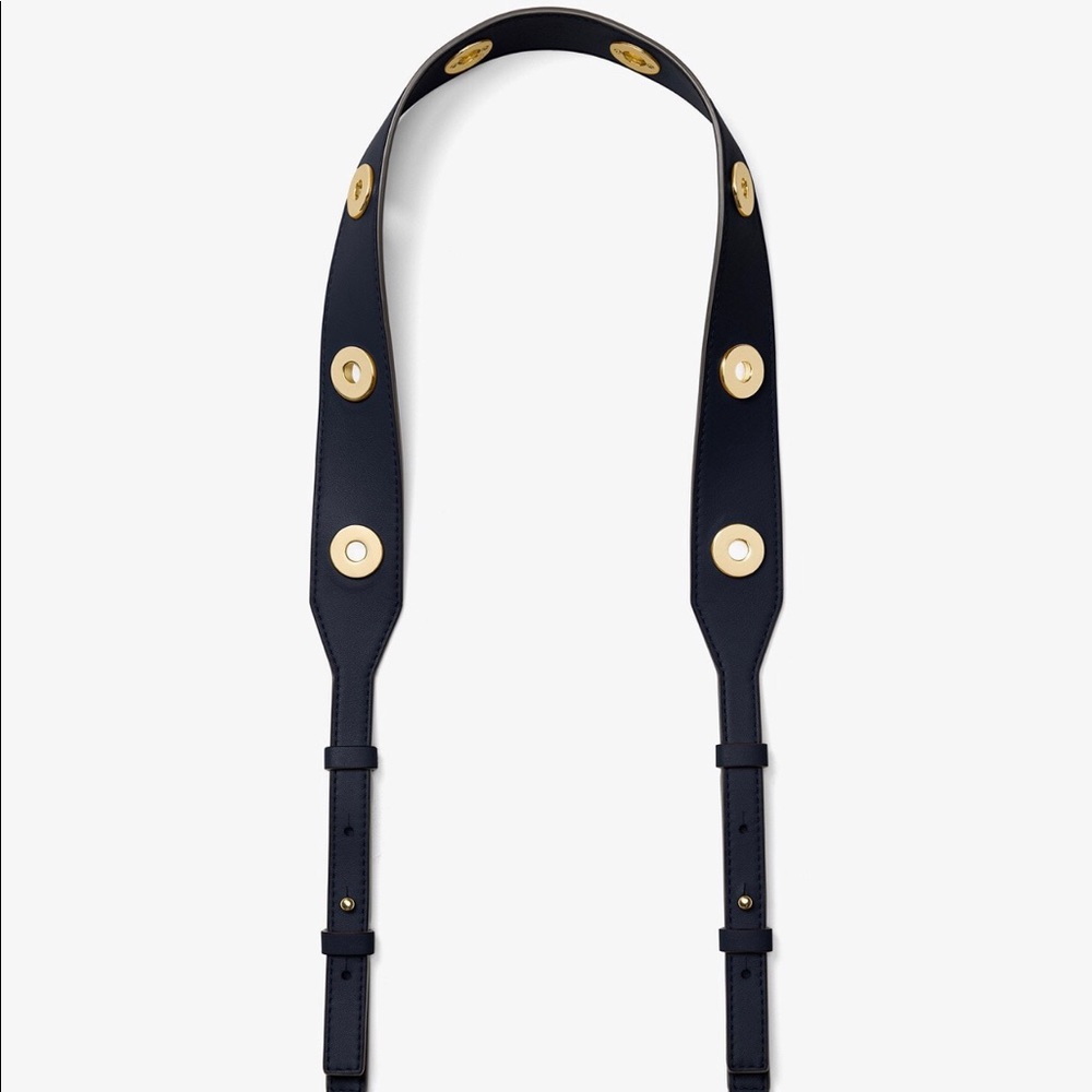 Michael kors strap (only navy color available)